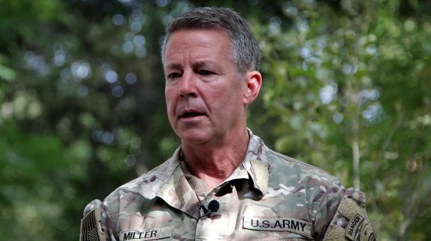 Top U.S. commander in Afghanistan hands over command